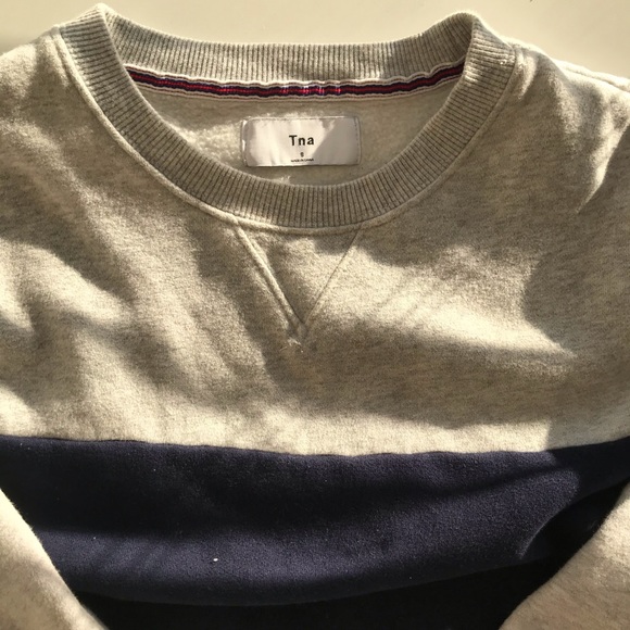 Aritzia (tna) | sweatshirt in size S - Picture 4 of 5